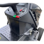 BLACK EDITIONBL 300/106 Twin HK Rasentraktor inkl. Schneeschild 120 Plus – Bild 7
