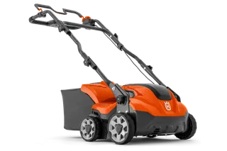 h510-0590-1.png Husqvarna S 138i Vertikutierer mit Akku und Ladegerät – Bild 1